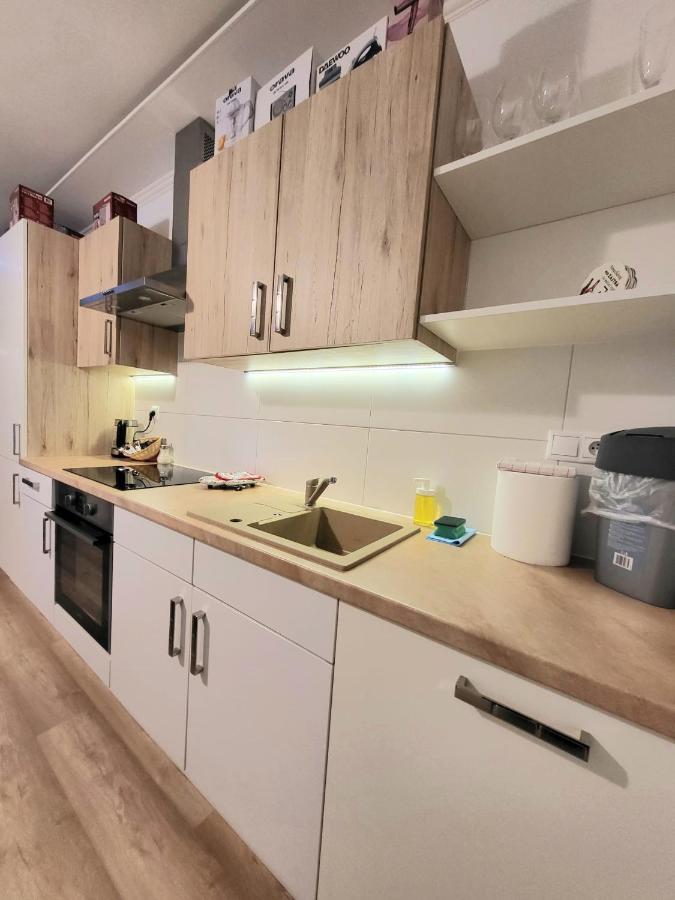 Velky Apartman 3 Bratislava Exterior photo